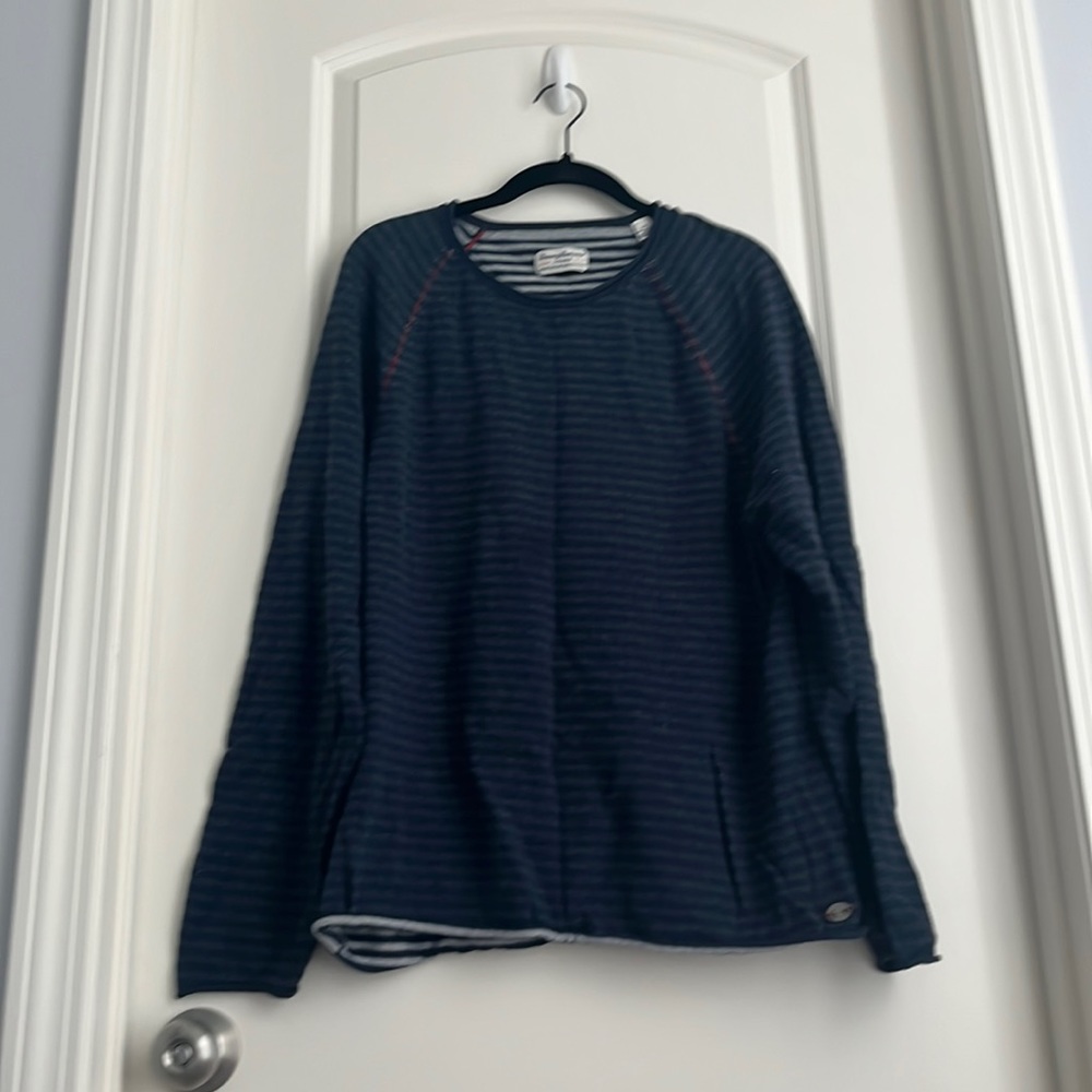 Tommy Bahama men's sweater